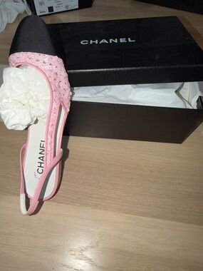 RARE Chanel pink sequin slingbacks